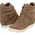wedgesneakers