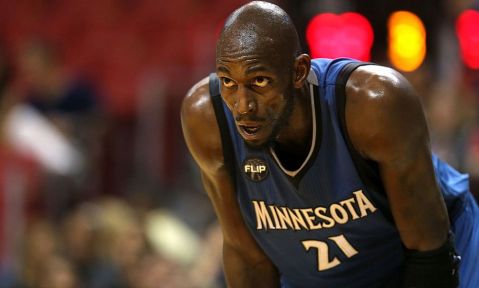 Minnesota Timberwolves v Miami Heat