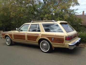 WoodPanelingStationWagon