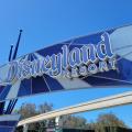 DisneylandSign